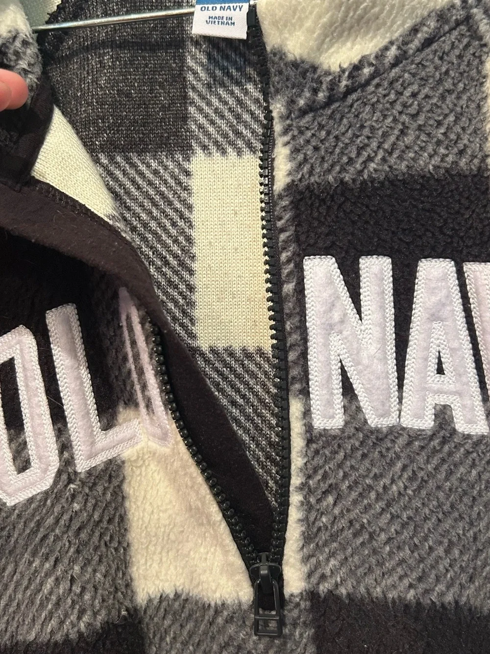 Old Navy Black and White Quarter Zip Fleece Sweatshirt with Logo Embroidery